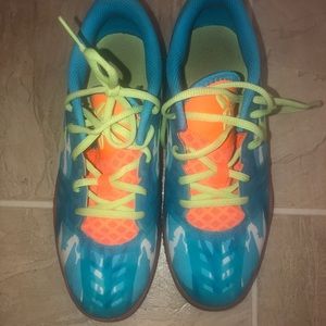 Nike Kobe Bryant Tennis Shoes